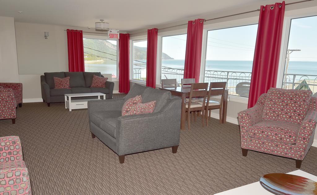Sur Charlevoix Inn