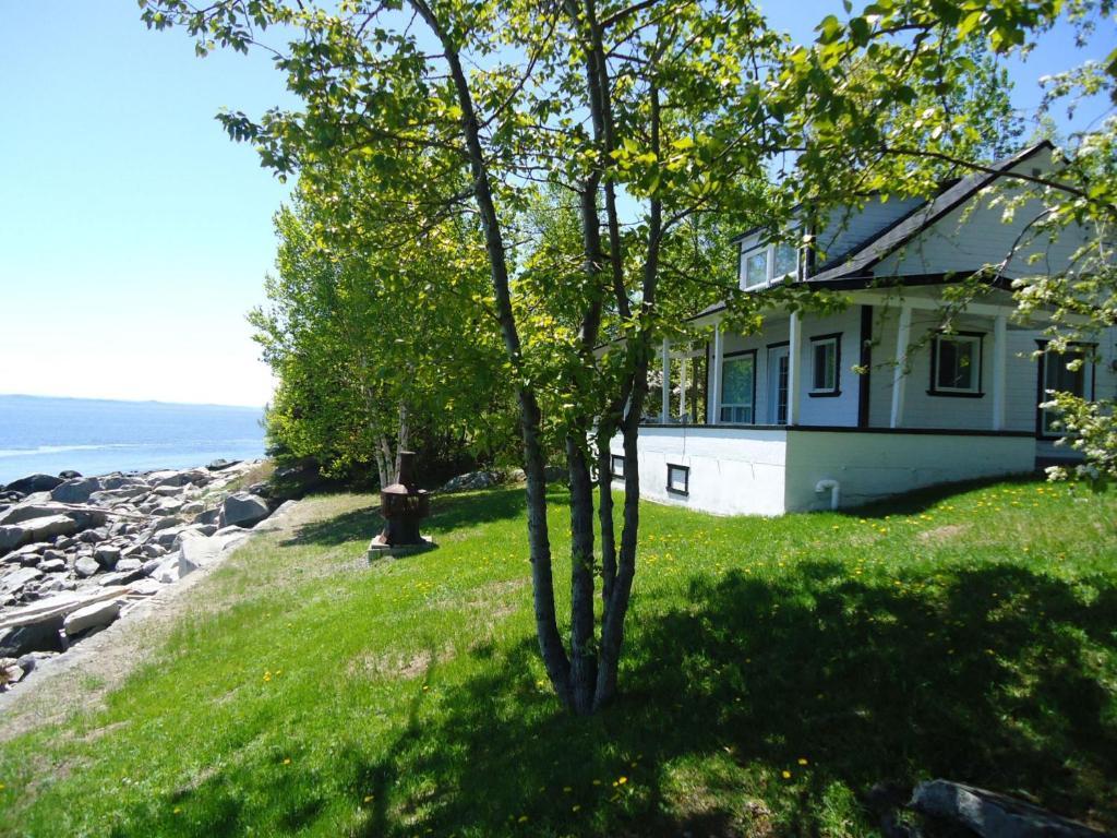 Sur Charlevoix Inn
